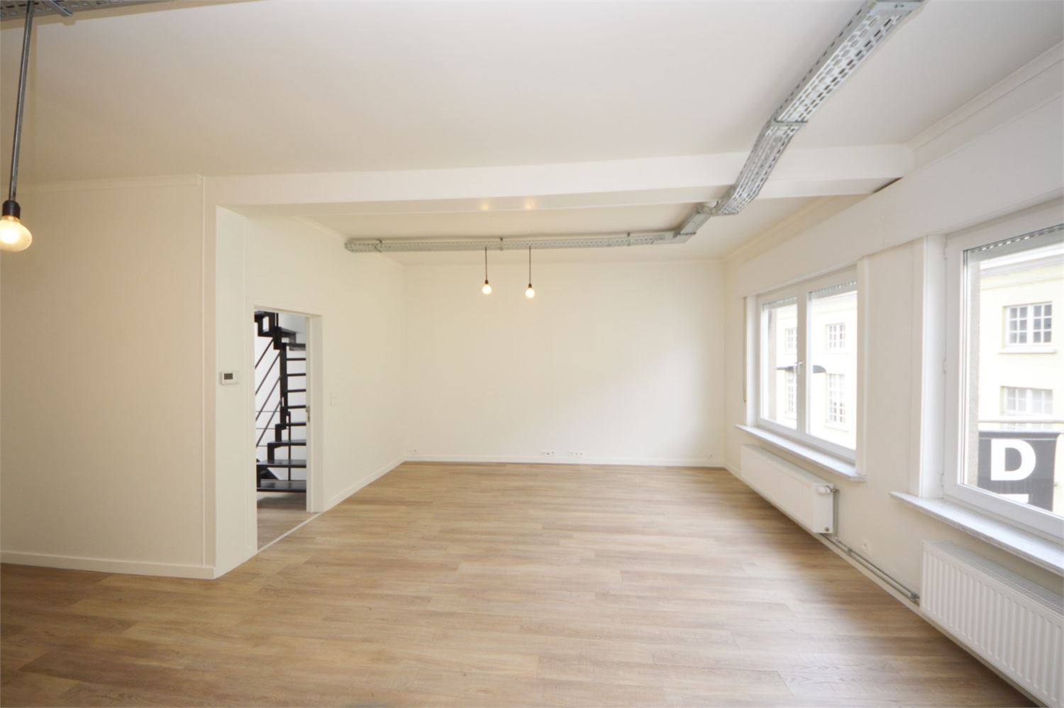 PERFECT GELEGEN KARAKTERVOL DUPLEX APP. MET RUIM TERRAS - foto 4