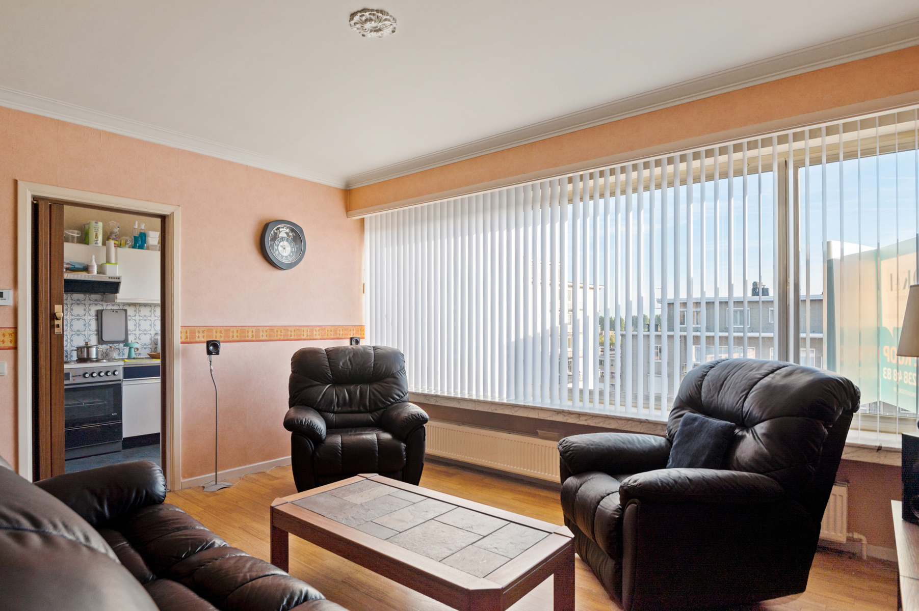Ruim appartement met terras, open zicht en garagebox  - foto 4