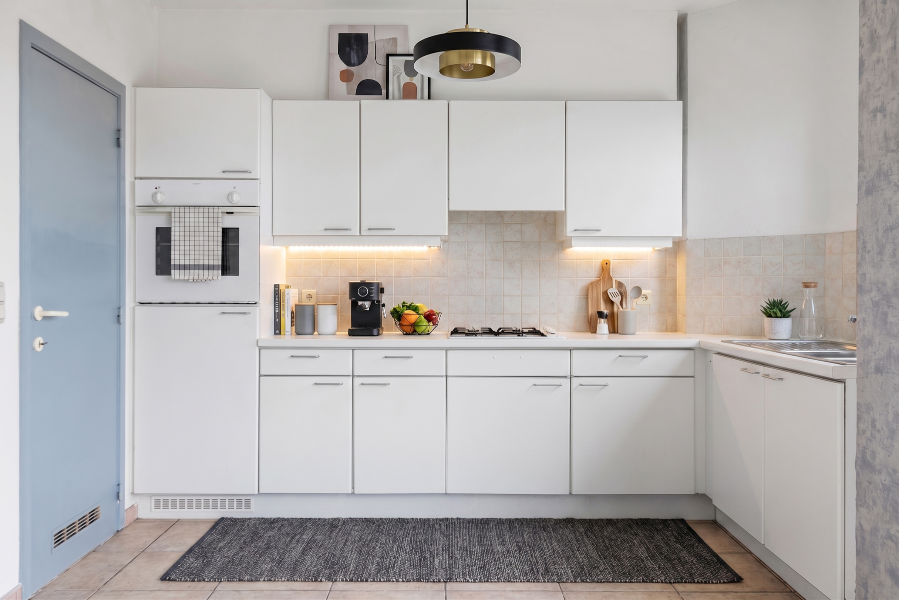 Appartement in een kleinschalig gebouw, centraal gelegen in Stabroek! - foto 2