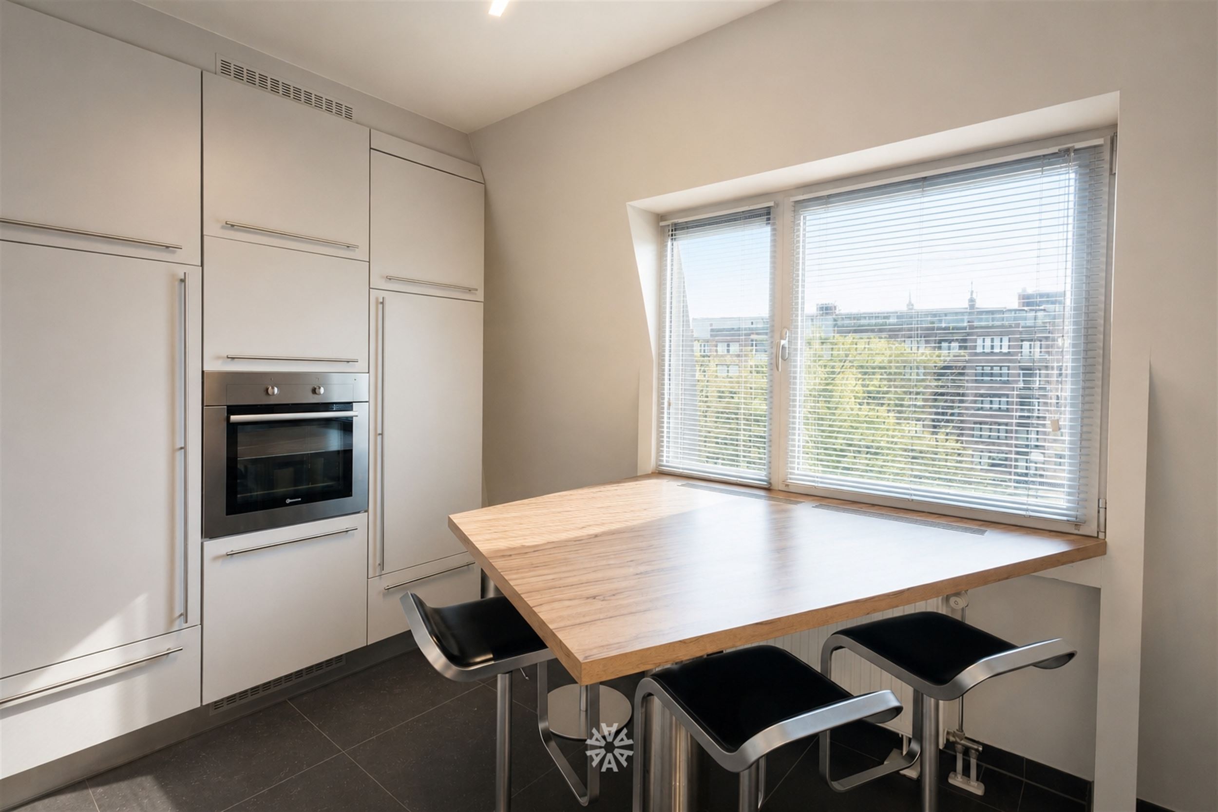 Luxueus gemeubeld appartement met prachtig zicht te huur in Gent - foto 3