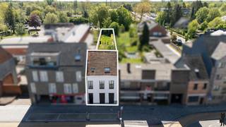 Vlakbij centrum Mol én toch uiterst rustige ligging met diepe natuurtuin die uitgeeft op de Molse Nete. Alle voorzieningen en invalswegen zijn bij...
