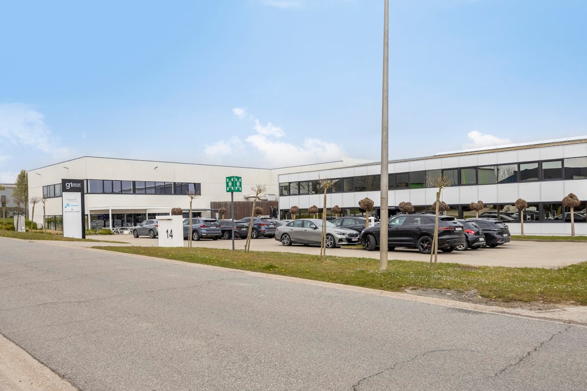Flexibel in te vullen (kantoor)ruimte van ca. 950 m² te huur in moderne KMO-zone te Gingelom - foto 5