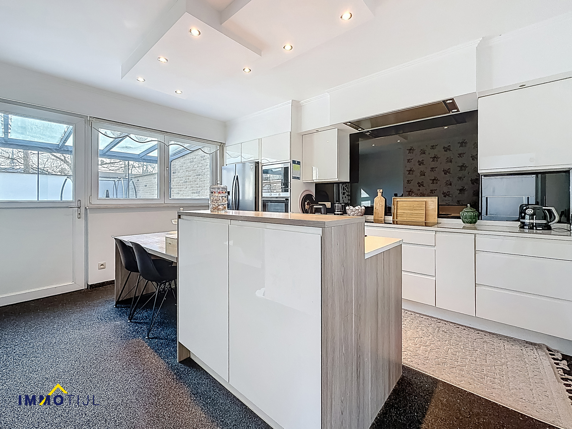 Ruime halfopen woning met 4 slaapkamers en garage te Lokeren! - foto 5