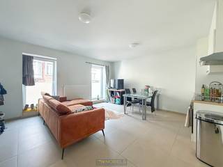 APPARTEMENT ÉCONOME EN ÉNERGIE À LOUER AVEC TERRASSE AU CENTRE DE LESSINESSitué en plein cœur du centre historique de Lessines, vous trouverez ce...