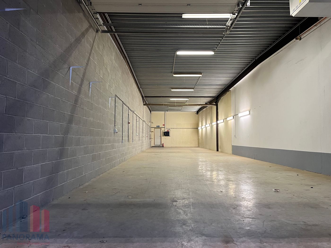 Strategisch gelegen KMO-unit van 185 m² nabij de E313 - foto 2