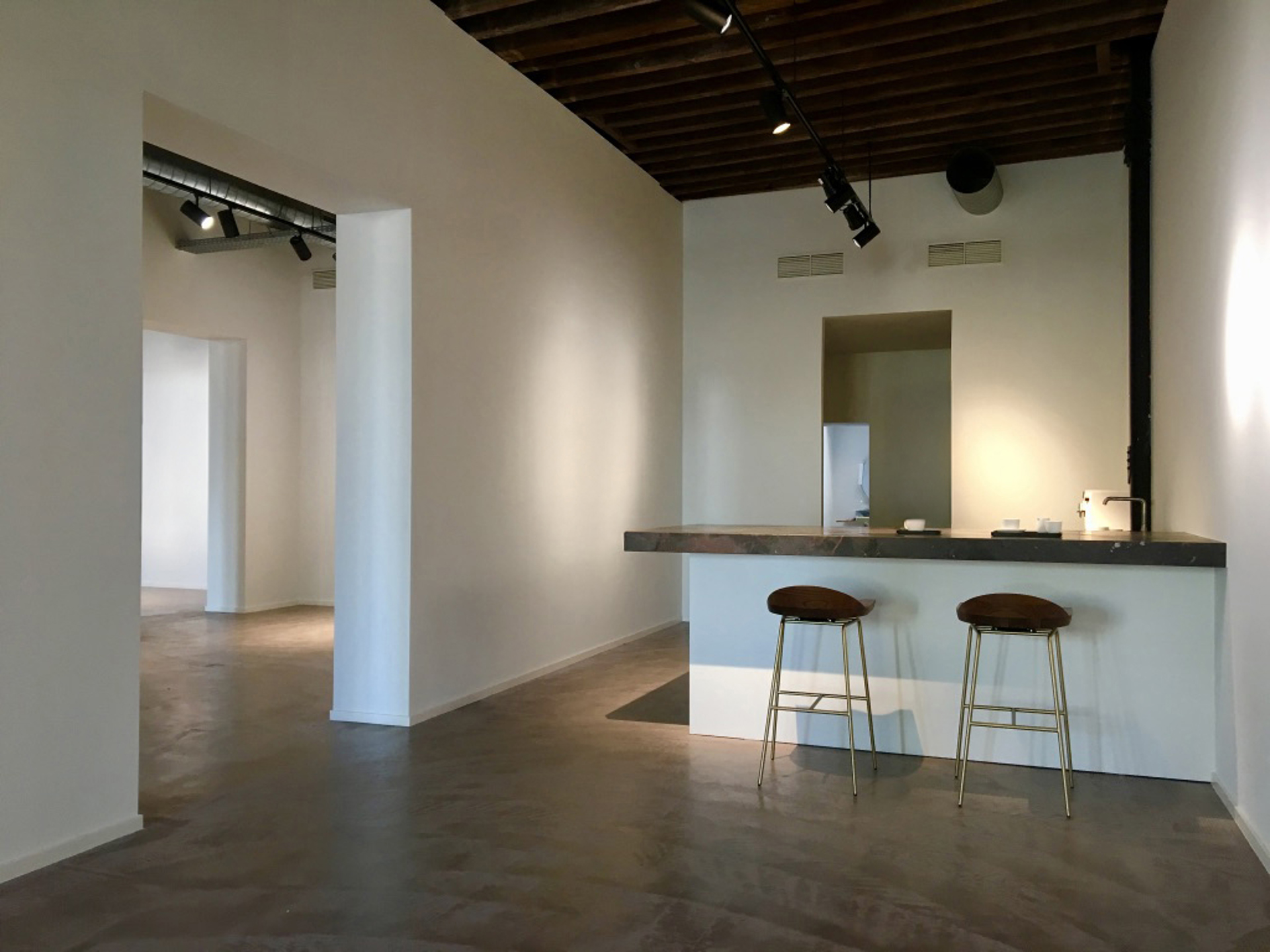 Commercial for rent in Antwerp - photo 3