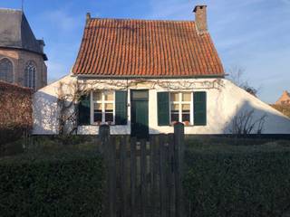 Bijzondere woning gelegen in het centrum van Wortel. "Het huisje aan de kerk" is het oudste huis van Wortel en heeft 3 slaapkamers, een tuin,...