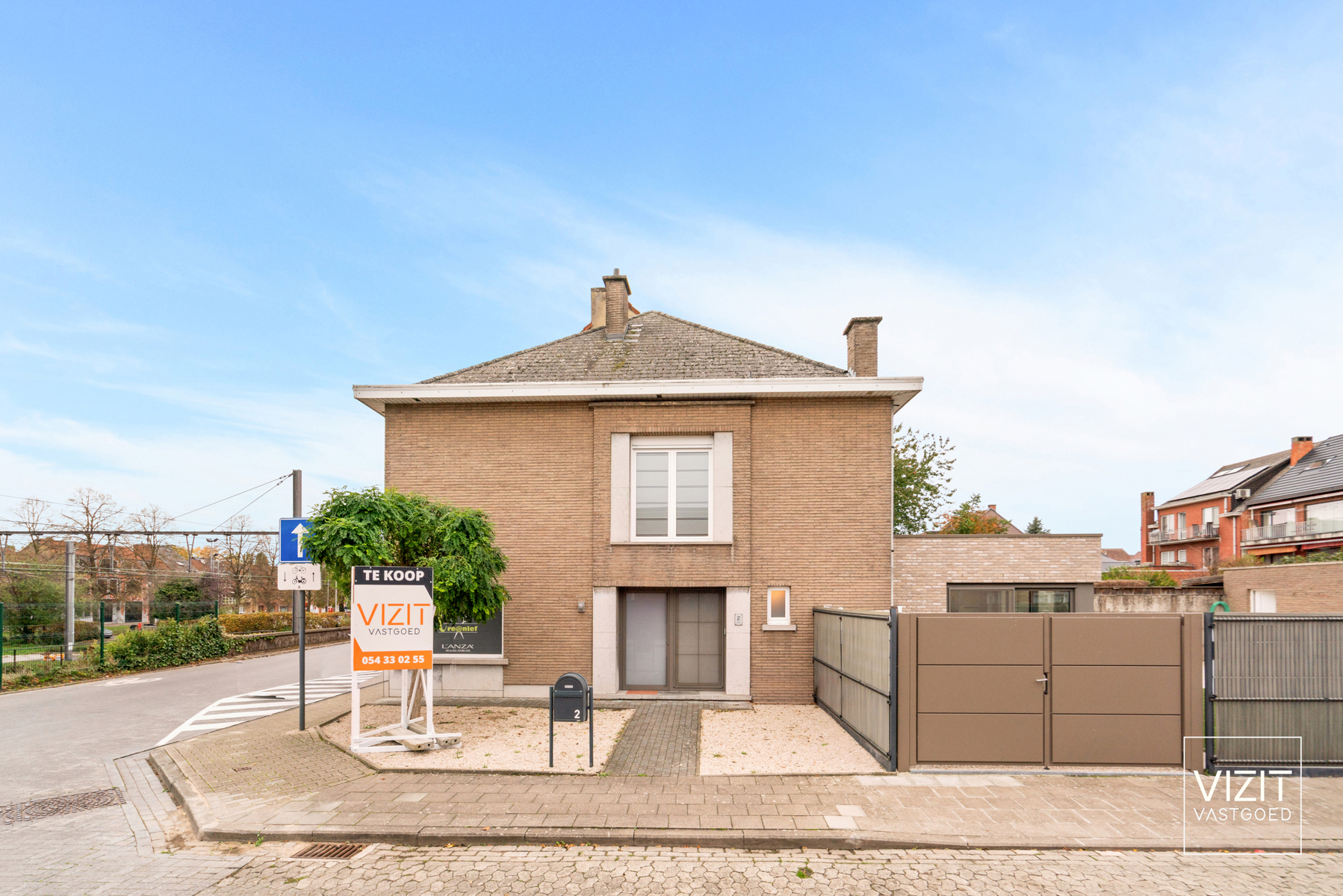 Ruime woning met tuin en garage in rustige woonwijk!  - foto 1