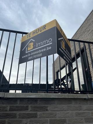 Appartement à louer à Brée