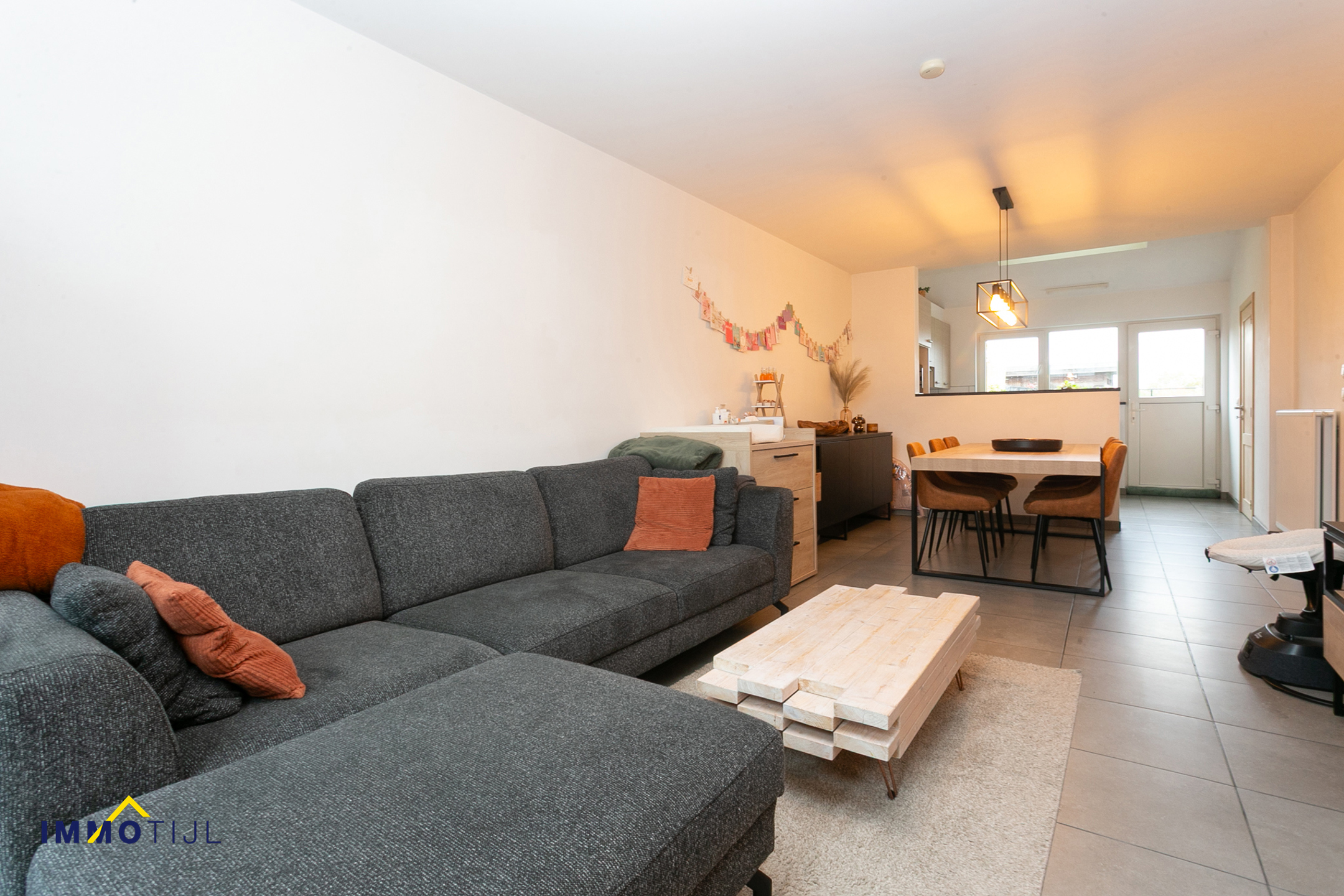 Instapklare woning op centrumlocatie! - foto 1