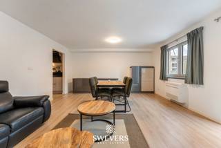 Interesse? Meer informatie op www.SWEVERS.be. - Volledig gerenoveerd en instapklaar appartement van 84 m² op de eerste verdieping in het centrum...