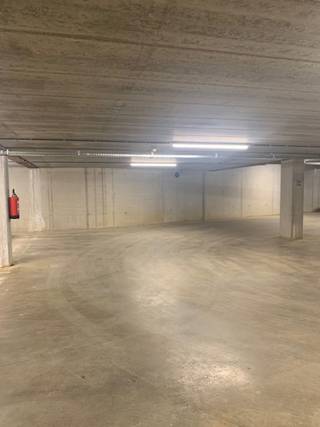 Garage for sale in Mol