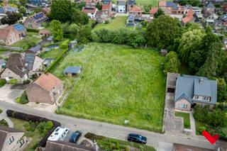 Bouwgrond van 5a19ca te koop in de Kerkstraat in Lovenjoel. Het perceel is geschikt voor een half-open bebouwing met een maximale bebouwde...