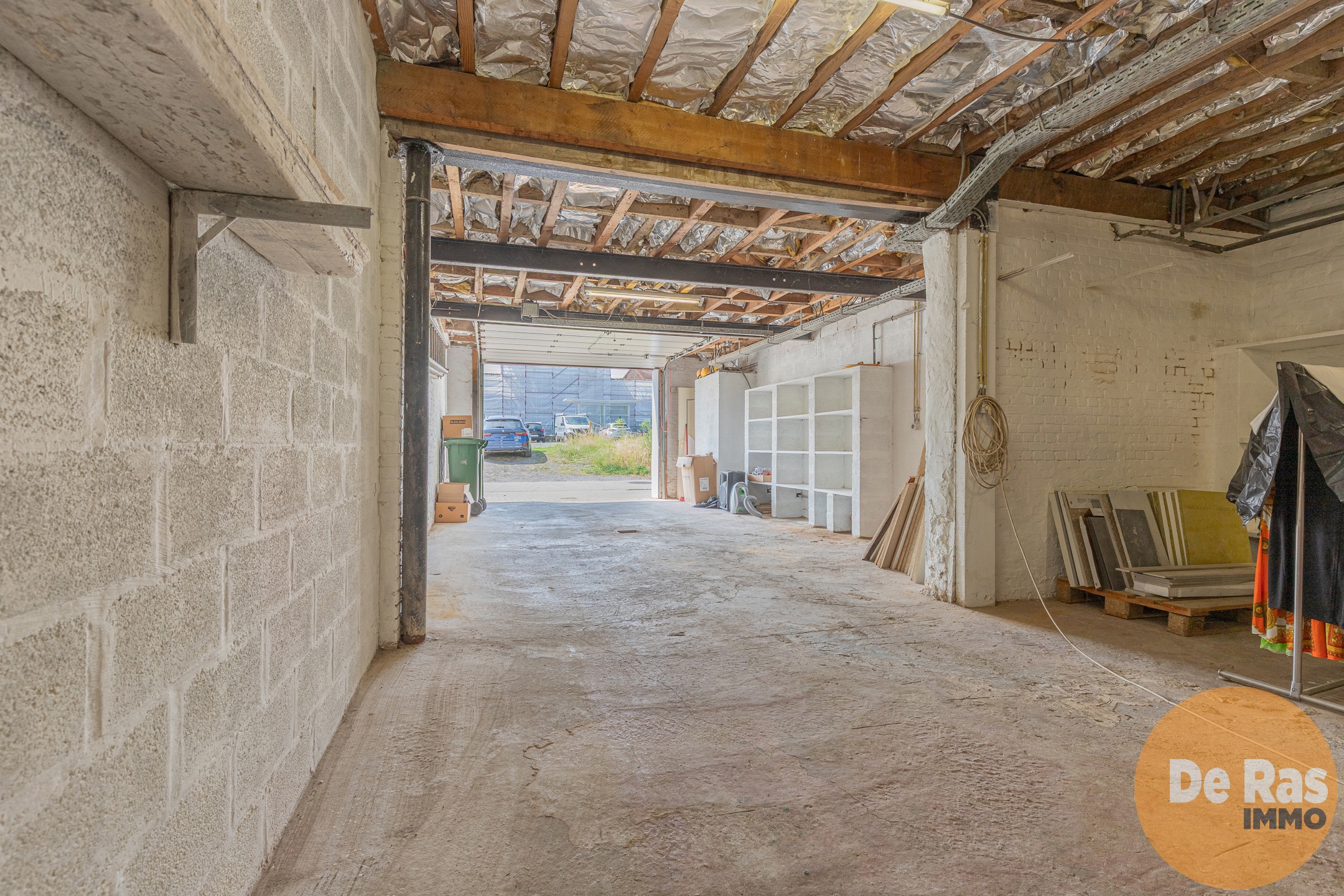 EREMBODEGEM - Woning met magazijn op centrumligging - foto 5