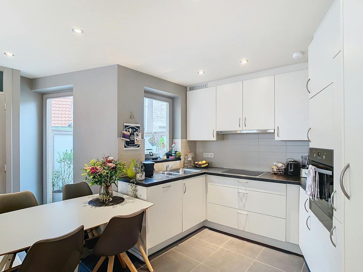 Appartement met 1 slaapkamer en terras te koop in Brugge - foto 4