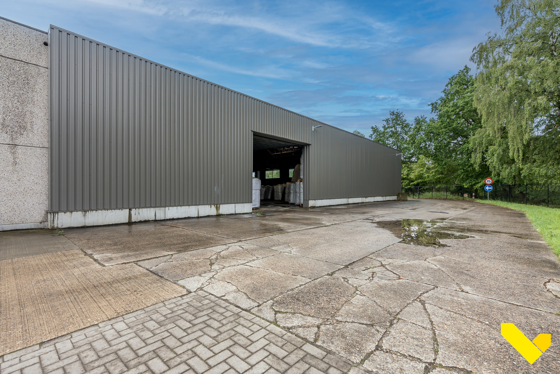 Vlot bereikbare opslagunit op industriële locatie in Balen - foto 4