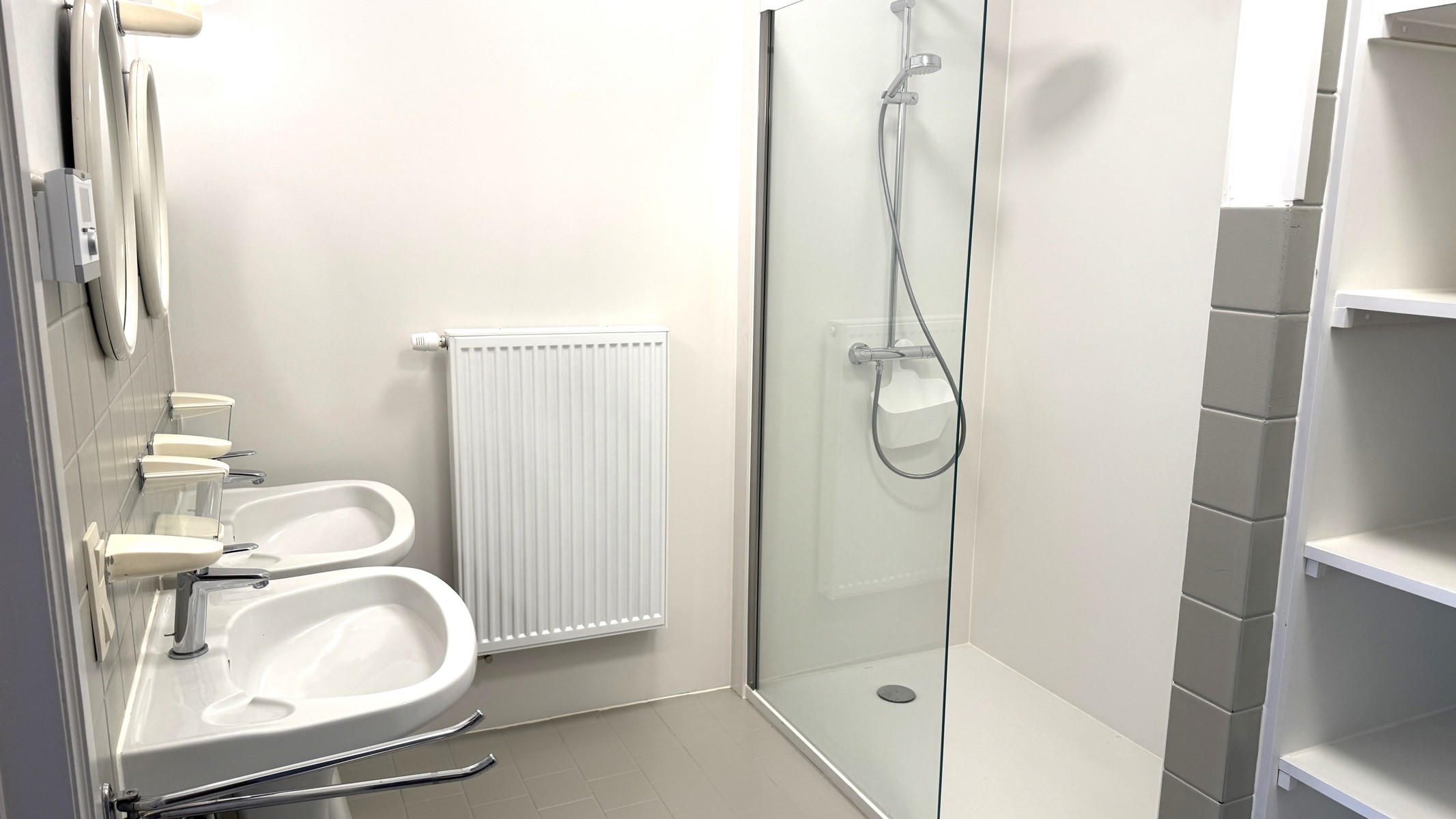 Apartment for rent in Geraardsbergen with 4 bedrooms - photo 5
