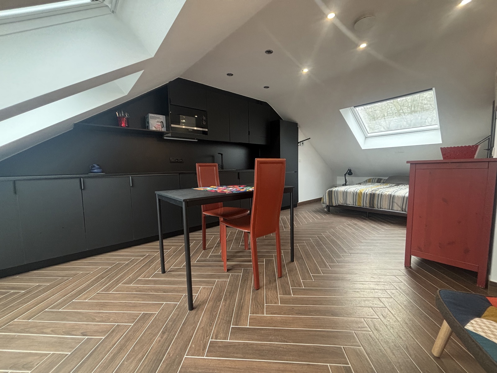 Vernieuwde studio op TOP locatie! - foto 1