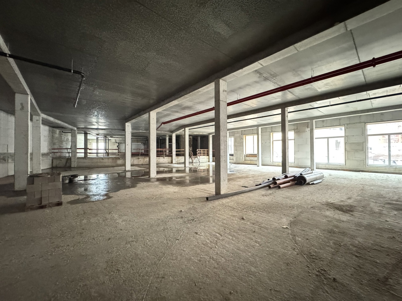 Commercial for rent in Molenbeek-Saint-Jean - photo 3