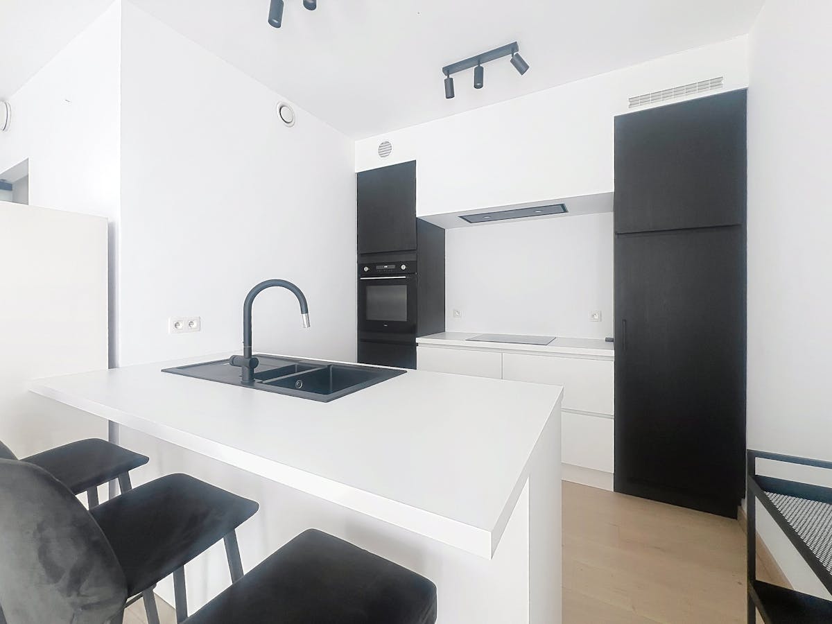 Instapklaar appartement met ruim terras en twee slaapkamers - foto 5