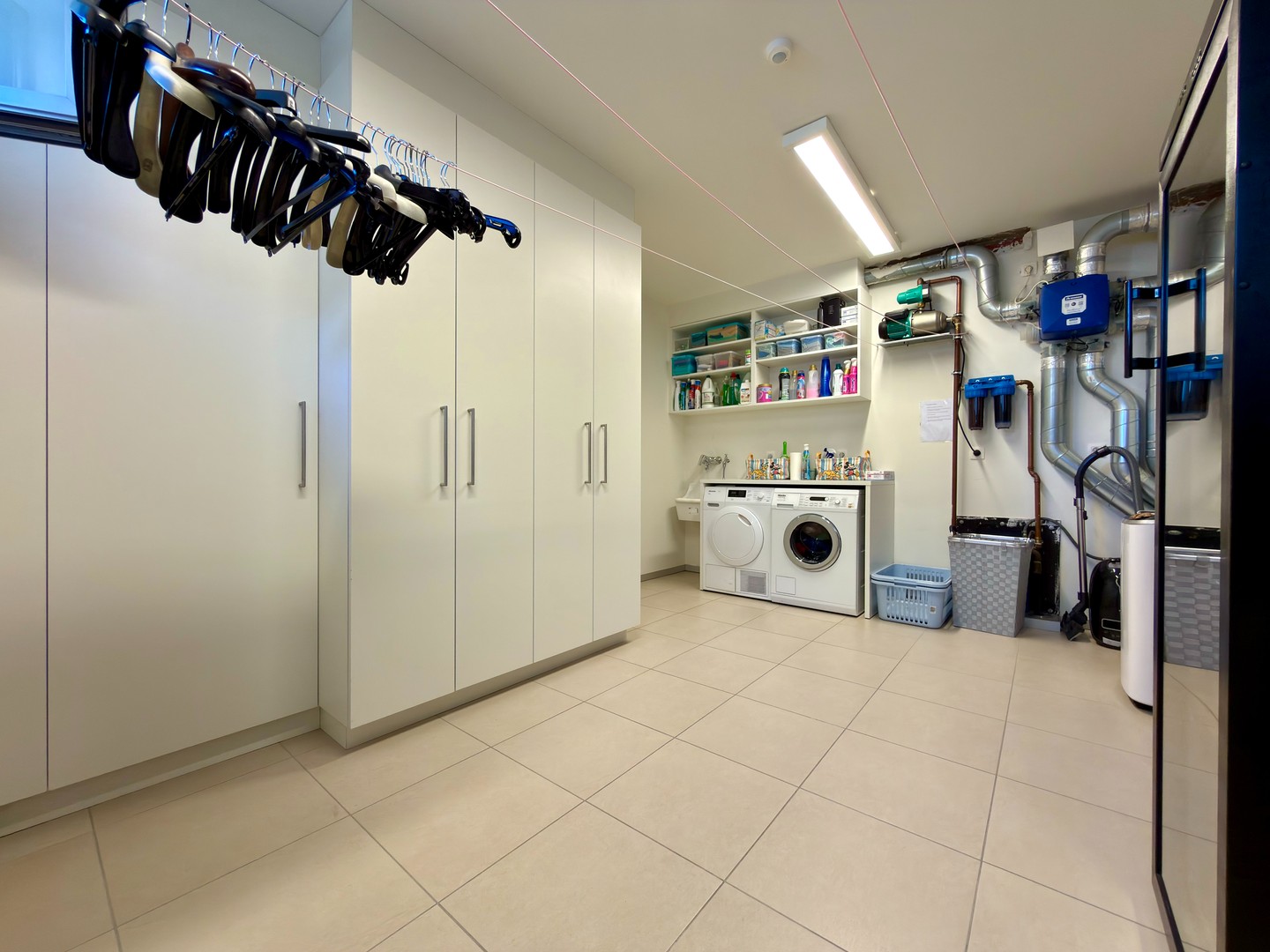 ENERGIEZUINIGE HOB MET 3-SLPKS, GARAGE/MAGAZIJN &amp; STADSTUIN! - photo 5