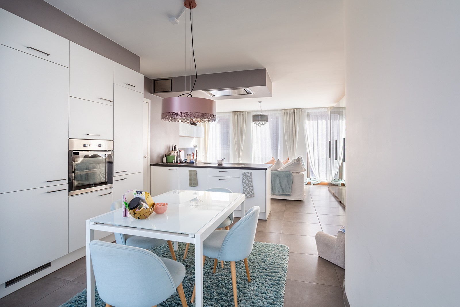 Slim wonen of zorgeloos investeren – stijlvolle nieuwbouwstudio met terras in Boechout - foto 2