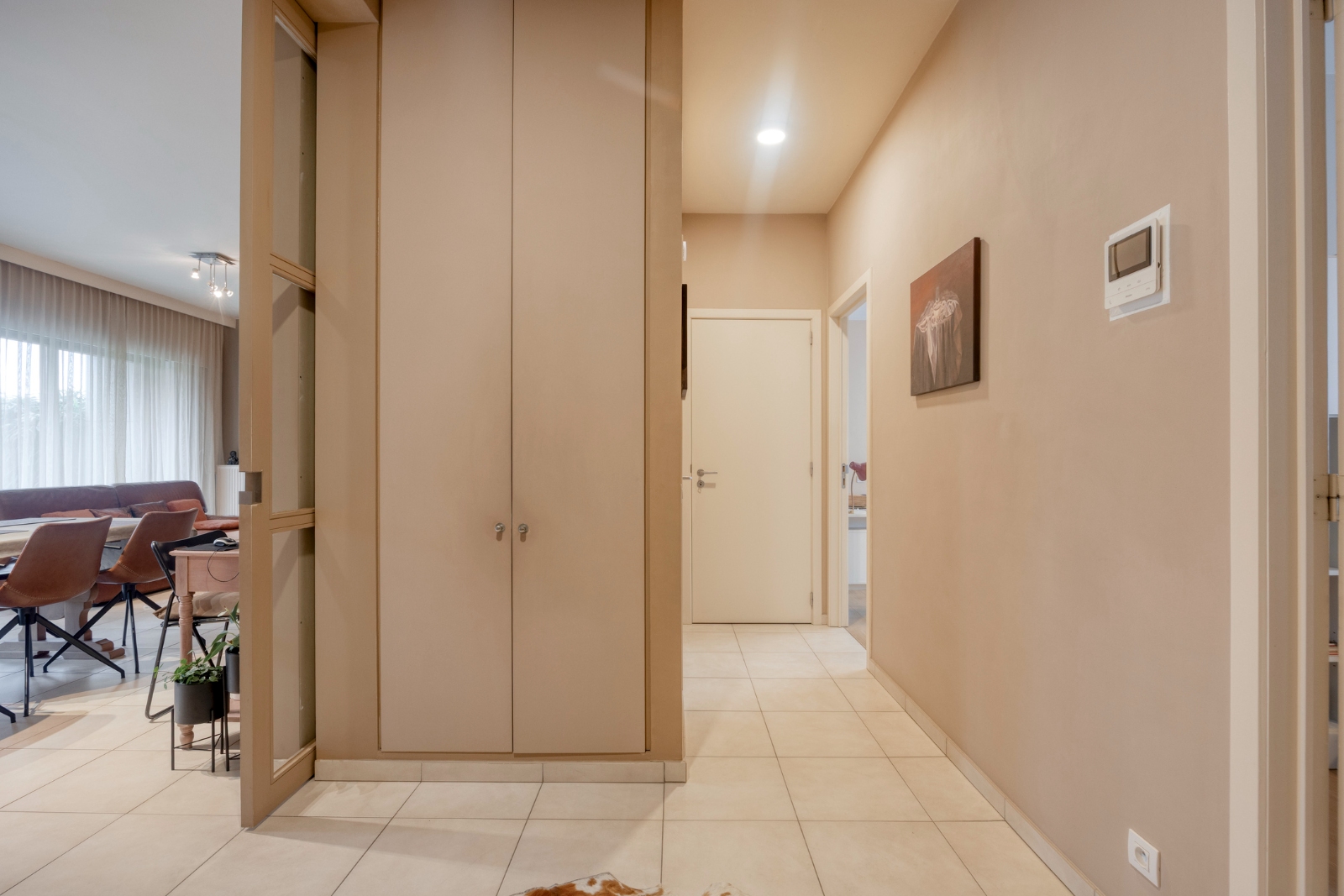 Residentieel gelegen, comfortabel en lichtrijk gelijkvloers appartement op toplocatie –  meer dan 120 m² wooncomfort - foto 3