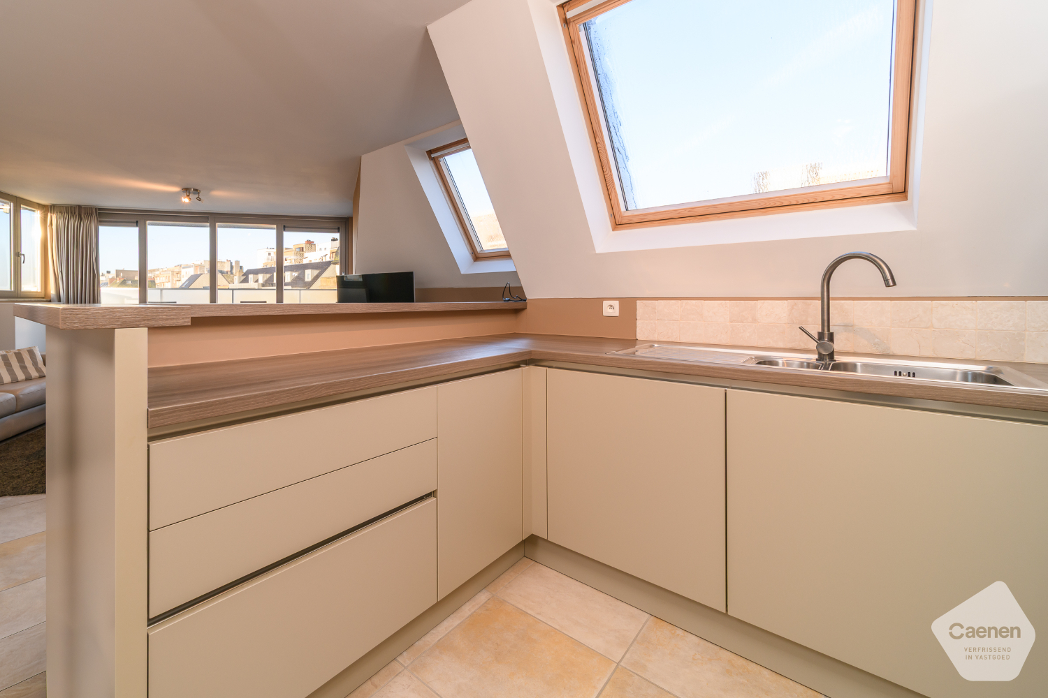 Prachtig gelegen instapklaar en gemeubeld appartement met zeezicht - foto 4