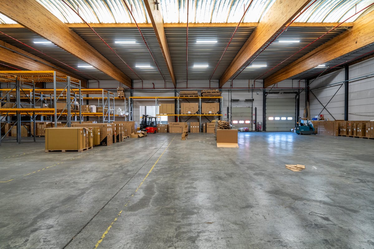 Bedrijfsgebouw te huur in Deerlijk - foto 2