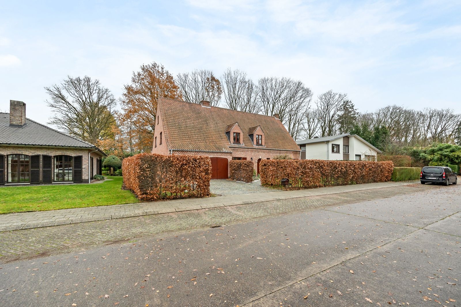 Uitzonderlijk ruime woning op absolute toplocatie in Hoogboom ! - foto 1