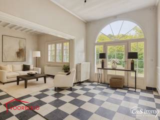 OPENDEURDAG ZATERDAG 10 JANUARI VAN 10U TOT 12UDeze karaktervolle villa met een bewoonbare oppervlakte van maar liefst 300 m² is gelegen op een...