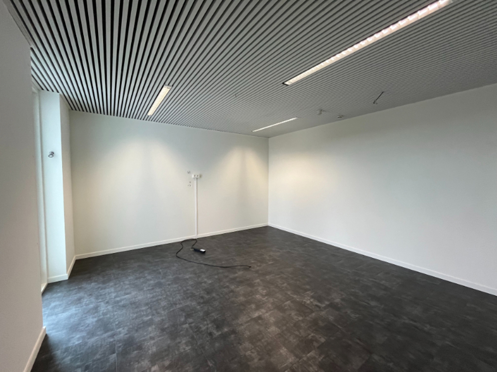 Kantoren inclusief parking te huur in Erembodegem - foto 5