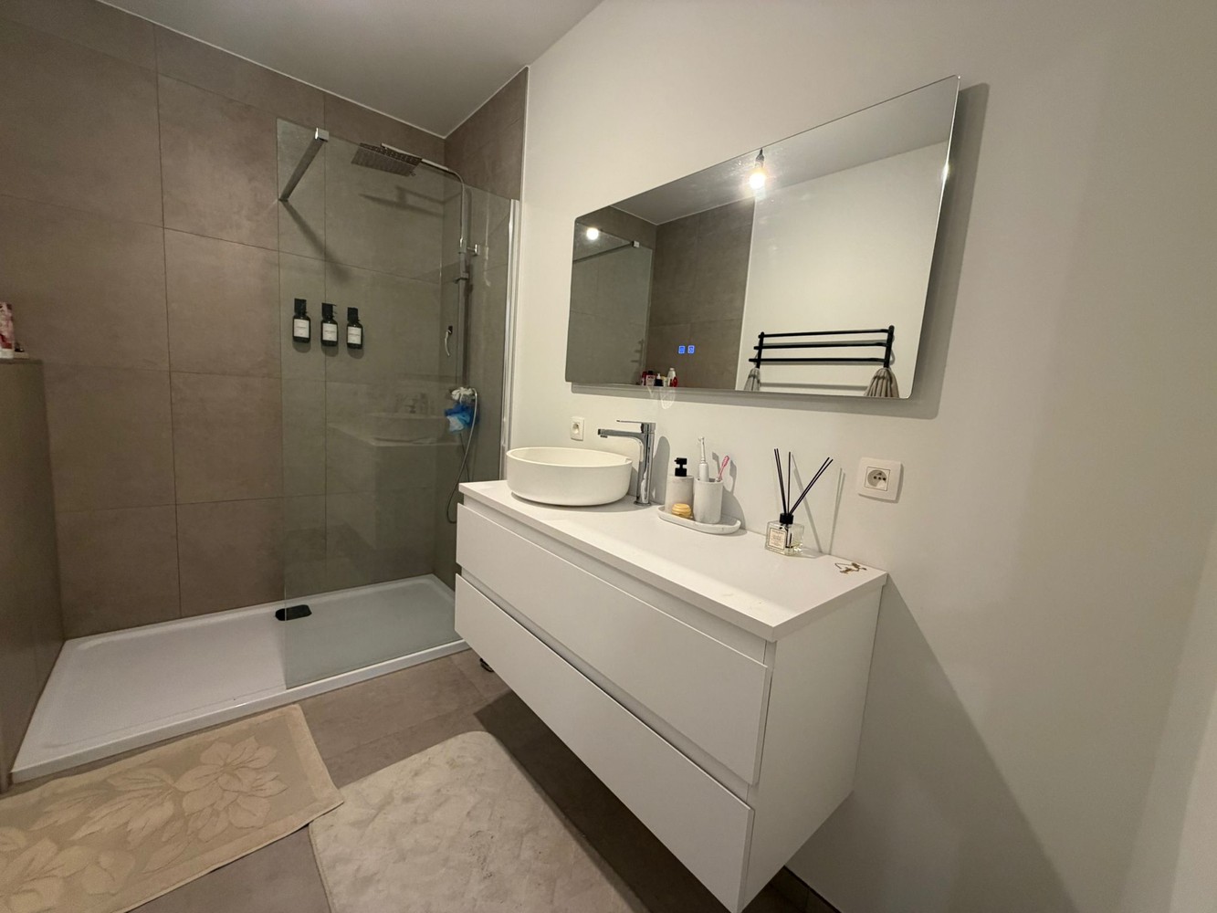 Appartement te huur in Maasmechelen met 2 slaapkamers - foto 5