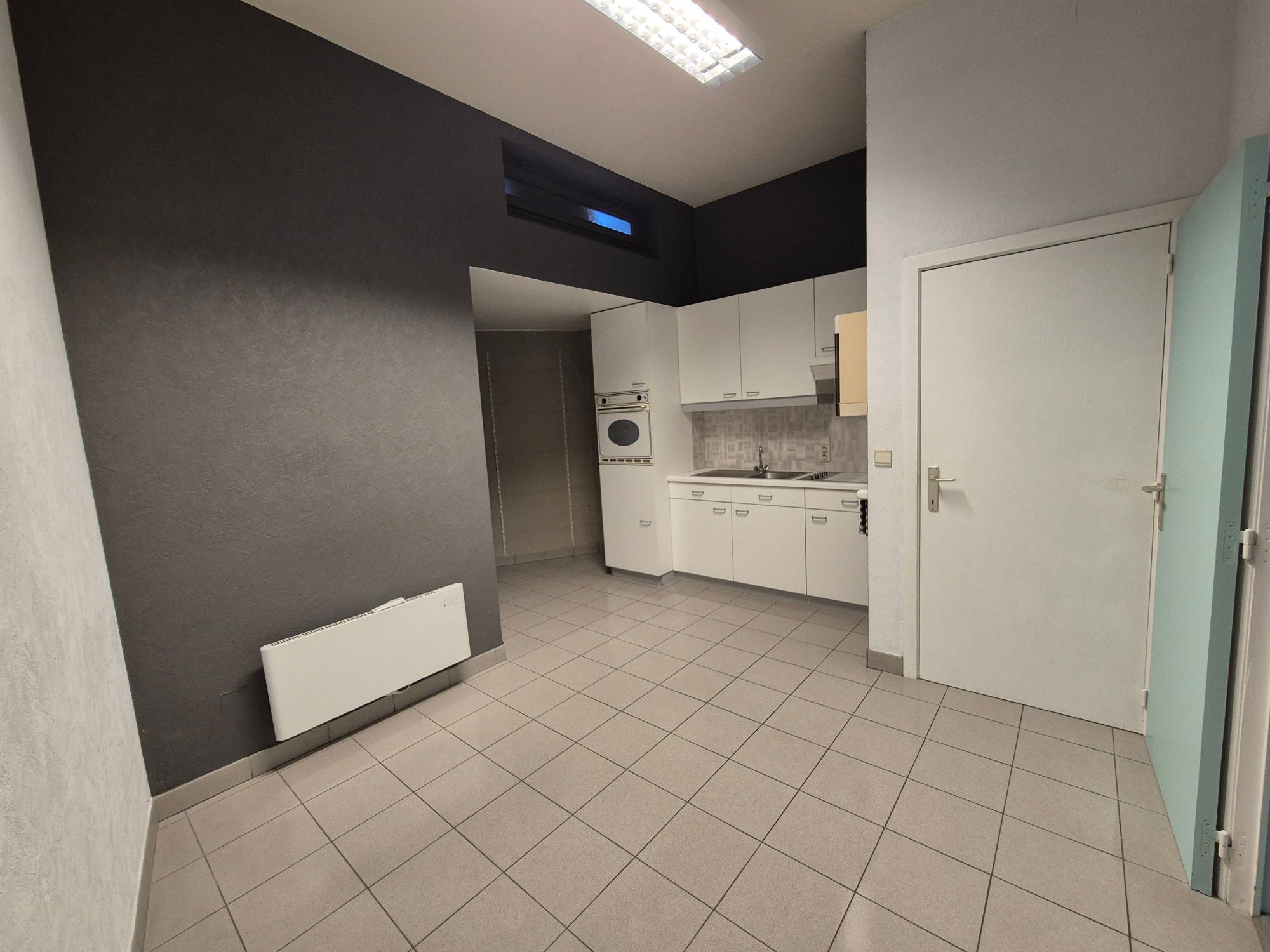 Commercieel pand met uitstekende locatie te Oostkamp - foto 4