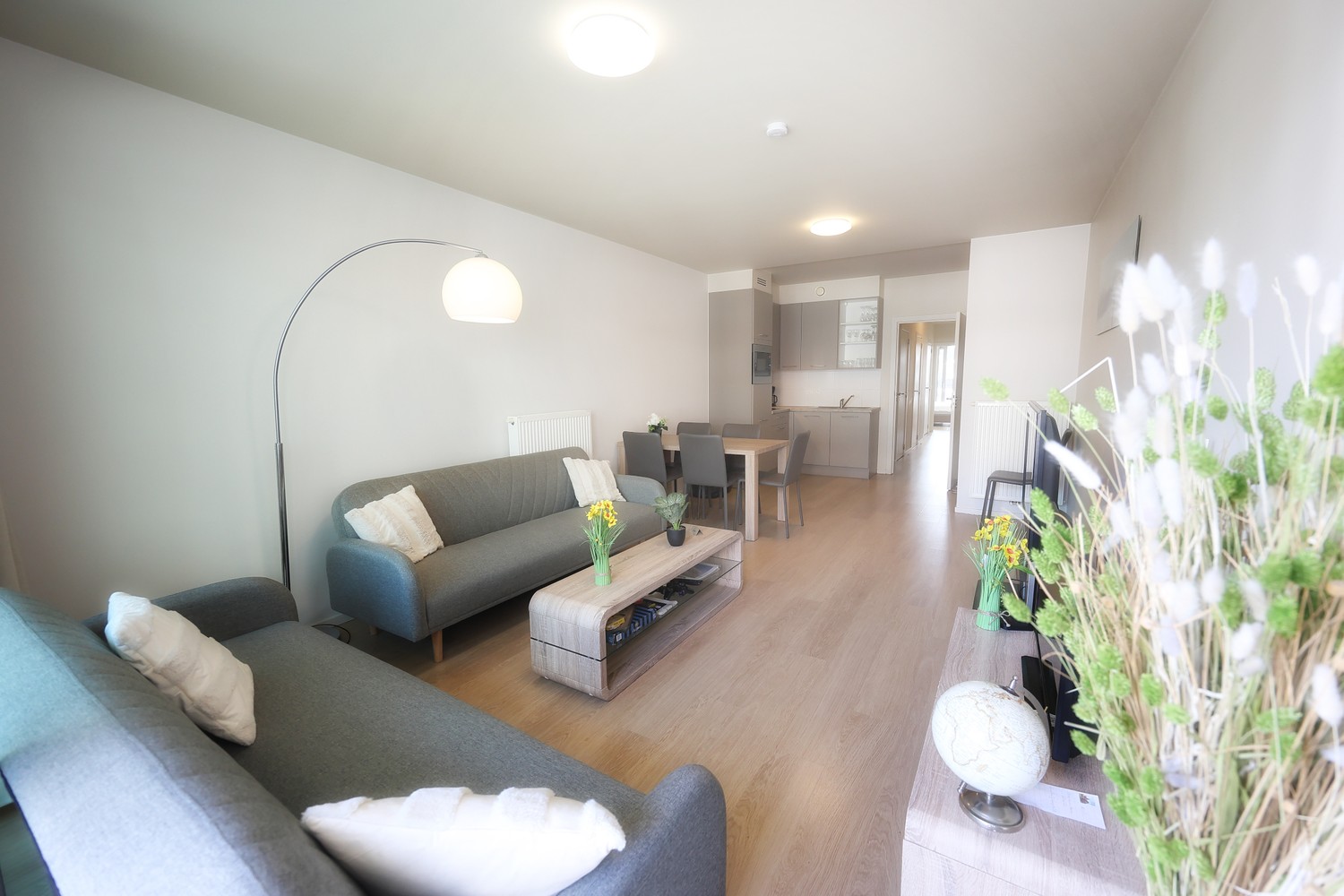 Modern appartement met 2 slaapkamers en zonneterrassen nabij de Zeedijk ! - foto 3