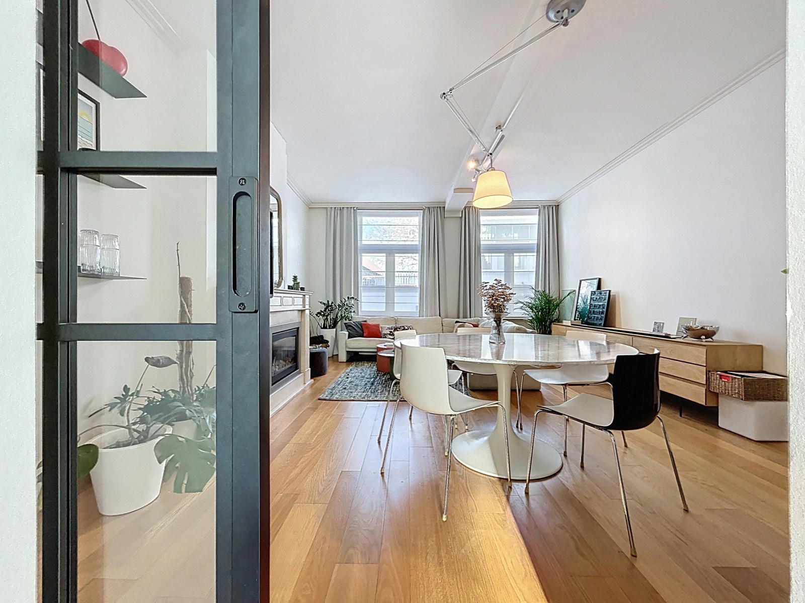 Ruim appartement met 3 slaapkamers, zonneterras en studio - foto 3