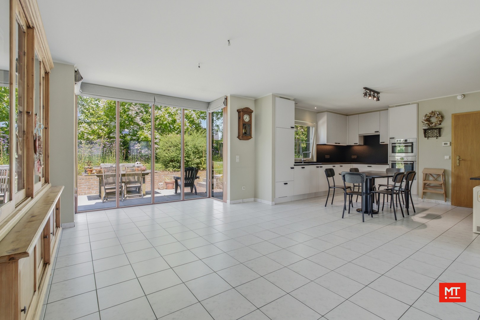 Alleenstaande woning met 4 slaapkamers, zonnige tuin en garage op de Molenhoek - foto 4