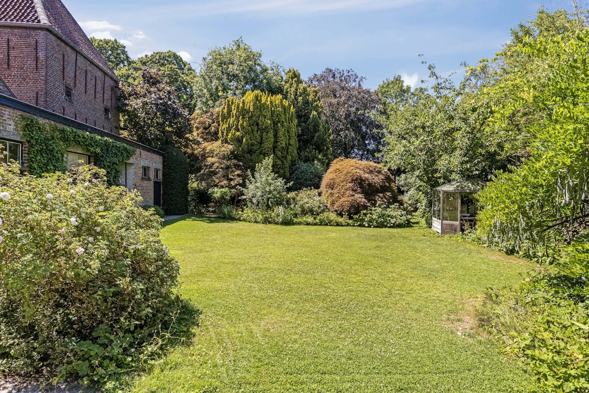 Bâtiment historique de caractère dans le centre d'Ardooie - photo 5