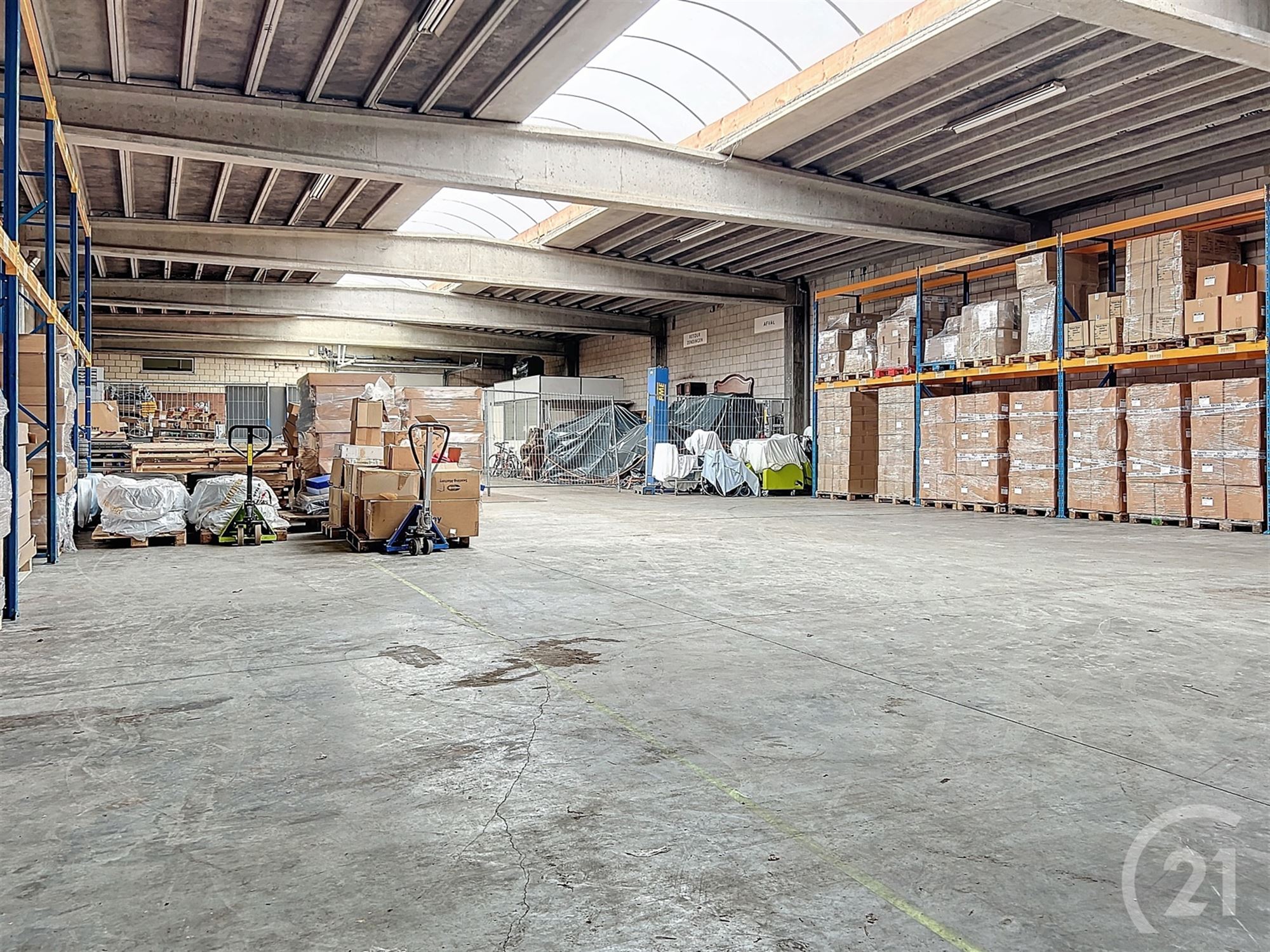 Huis met magazijn en kantoorruimte te koop! - foto 4