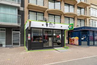 Investissement sans souci dans un emplacement de choix à Sint-IdesbaldÀ seulement 50 mètres de la digue et de la plage, au cœur du quartier animé de...