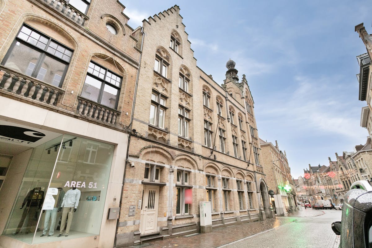 Appartement avec trois chambres et deux salles de bain à vendre à Ypres - photo 2