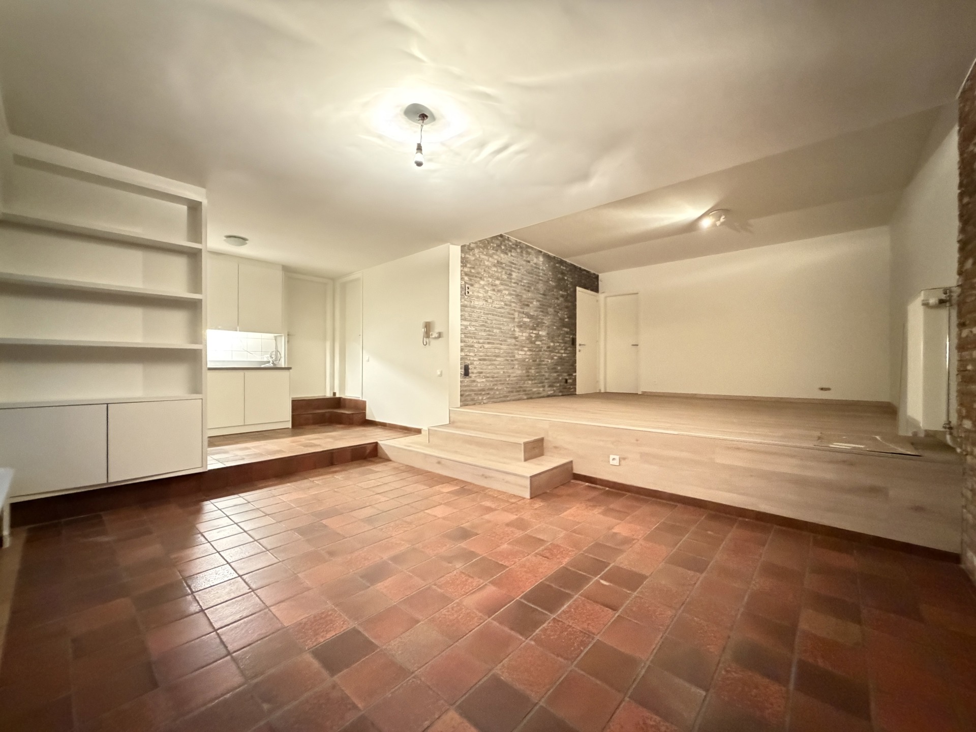 App. met 3 slpk., multifunctionele ruimte, terras en tuin - foto 4