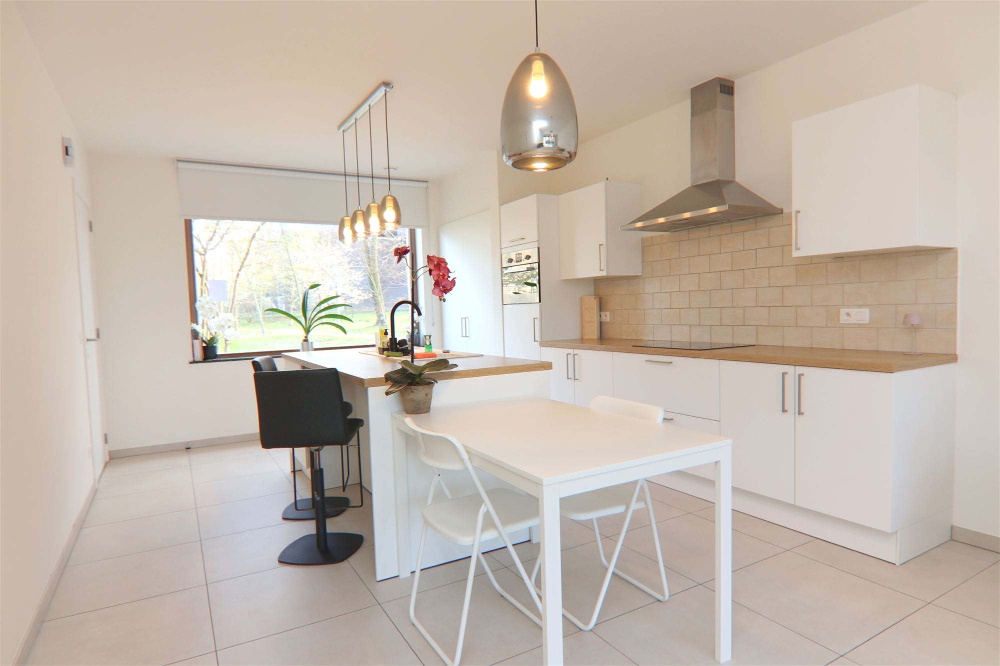 RUSTIG GELEGEN WONING MET 4 SLKS NABIJ HET STADSCENRUM - foto 5