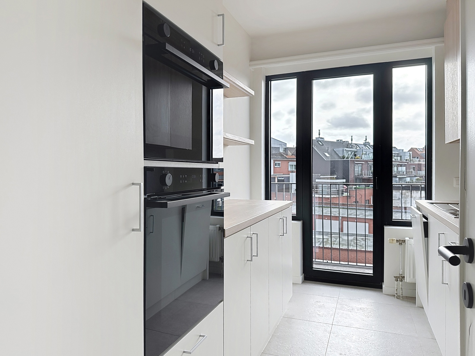 Gerenoveerd, instapklaar appartement met twee slaapkamers - foto 5