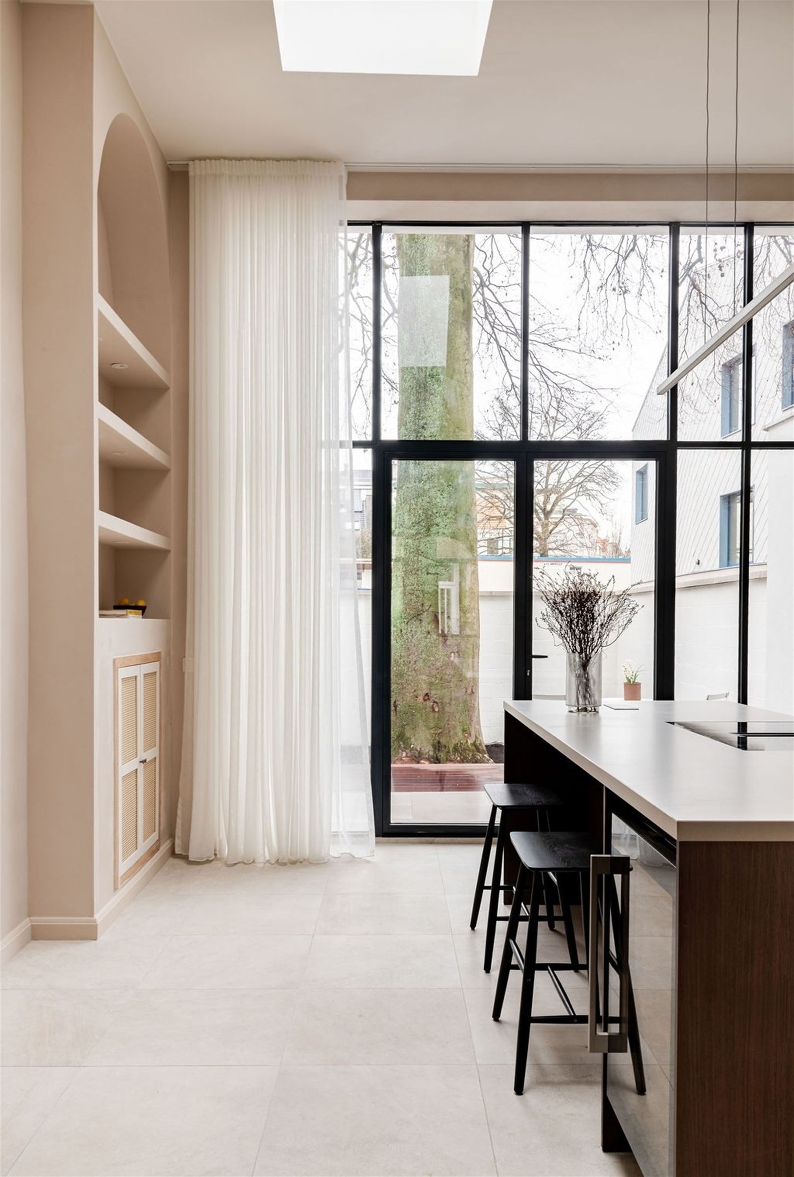 Stijlvol gerenoveerde herenwoning in de Harmoniewijk - foto 4