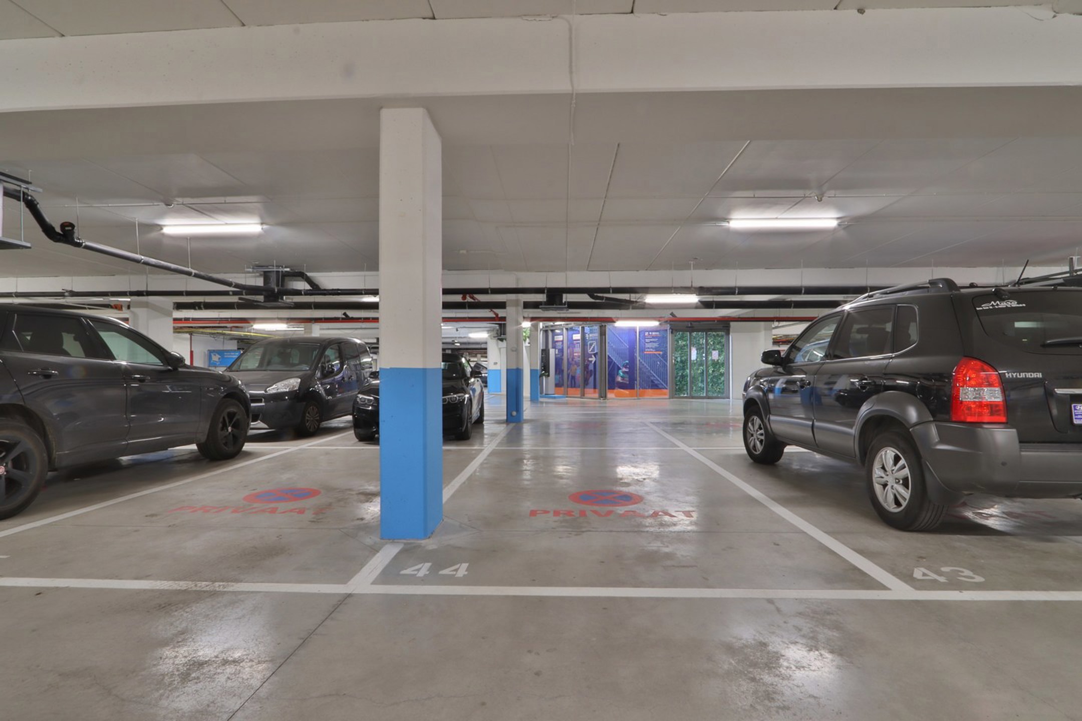 Ondergrondse autostaanplaats in Warande te Beveren! - foto 3