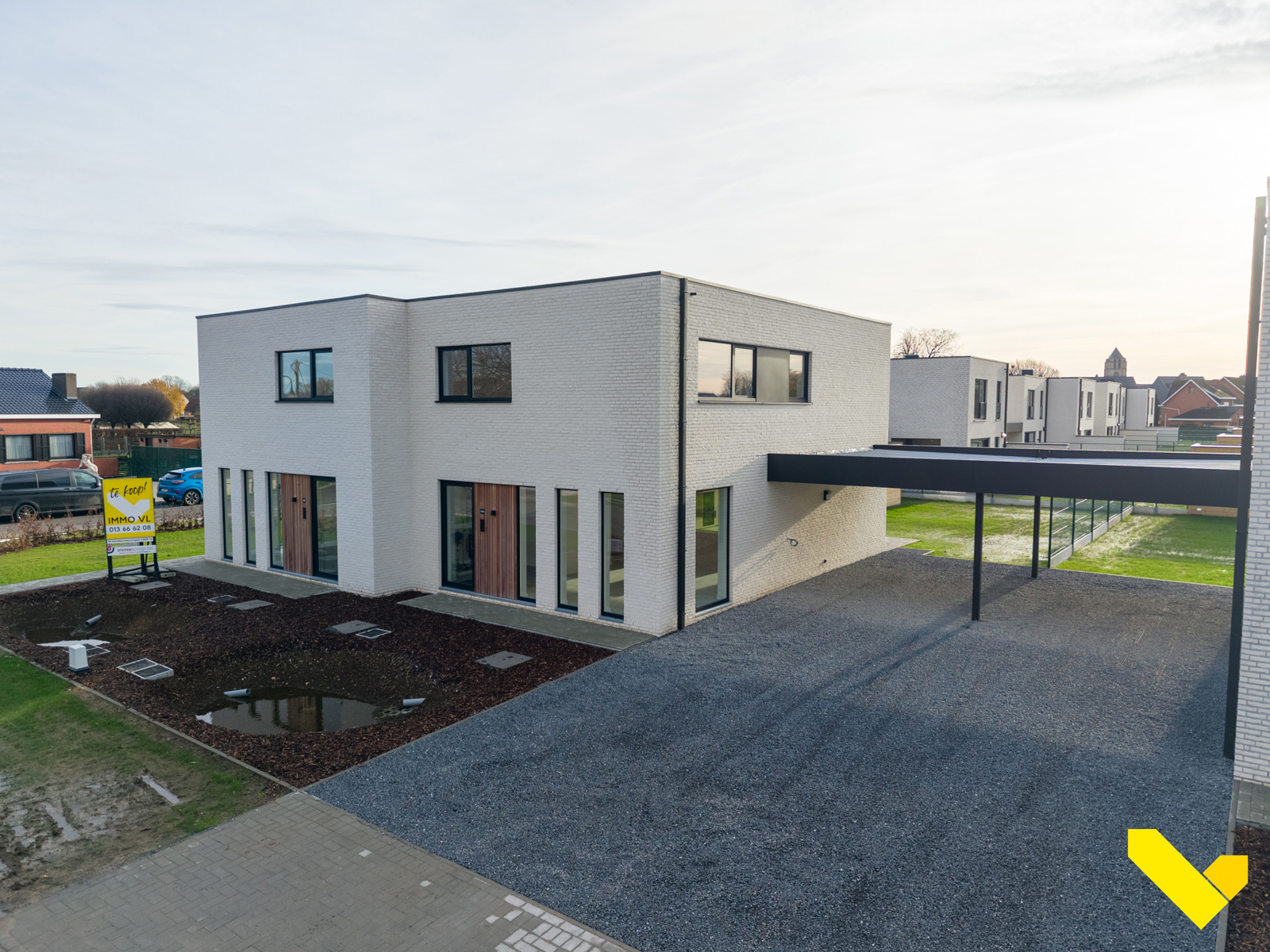 Eigentijds project met hedendaagse BEN nieuwbouwwoningen. - foto 2