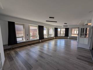 Uitzonderlijk ruim & lichtrijk 3-slpk app. (156 m²) in centrum Gent – EPC BAppartement in centrum Gent, op een steenworp van de Korenmarkt, doch...