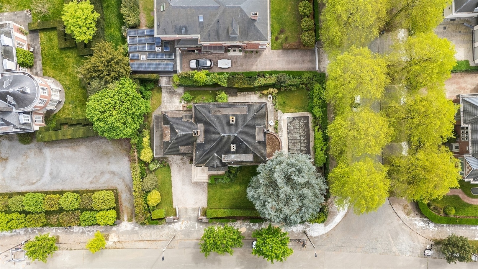 RIANTE TE RENOVEREN VILLA MET 512 m² VLOEROPPERVLAKTE - foto 4