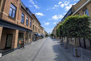 Centraal gelegen investeringspand op een commerciële topligging te Nieuwpoort-Stad, op wandelafstand van de Grote Markt, de kaai en...